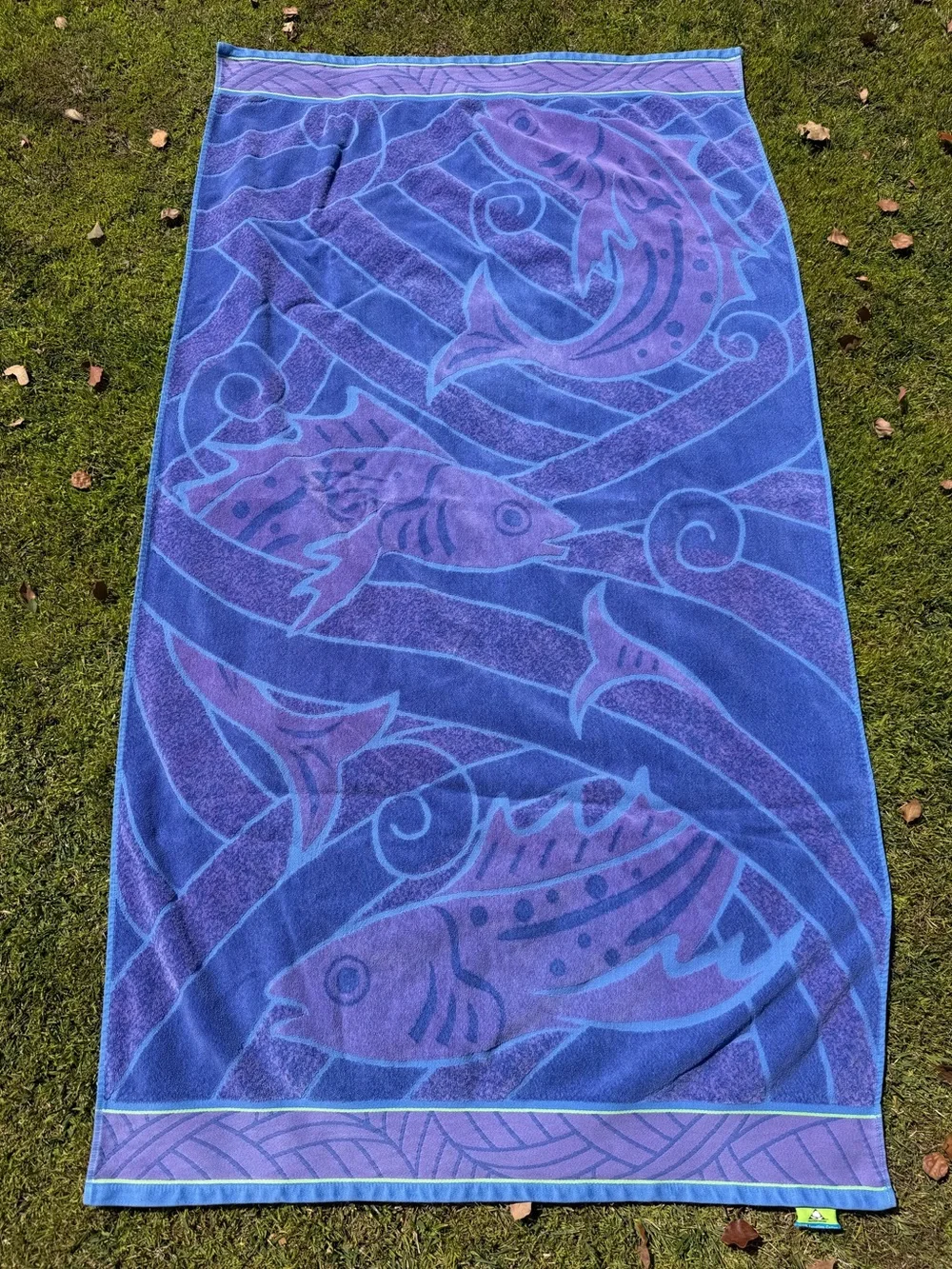 Kirkland Stylized Fish Waves Egyptian Cotton Large Beach Towel Blue Purple 36x66